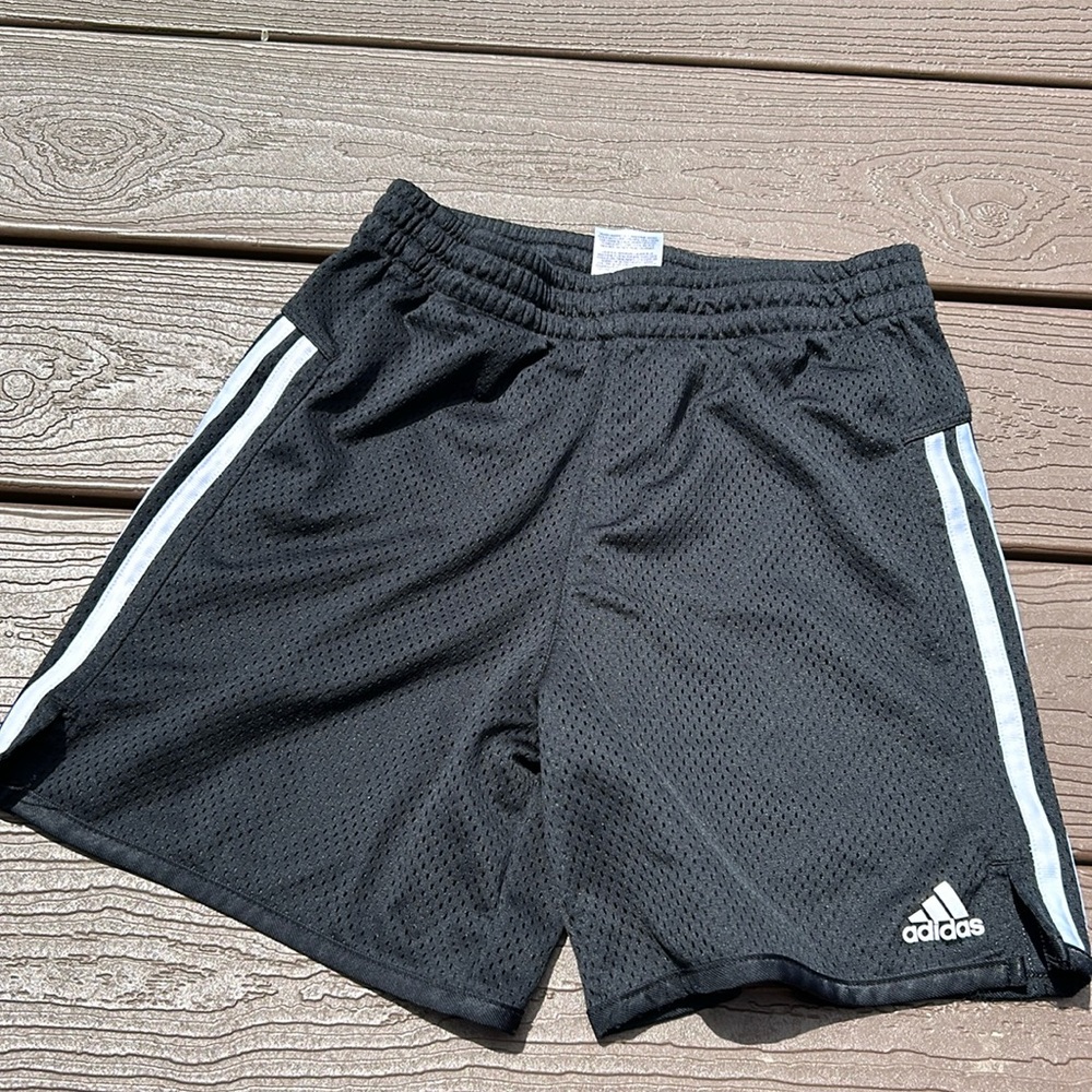 Adidas size 14 (L) Shorts